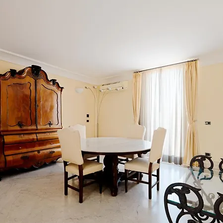 ホームステイ Ventimiglia & *